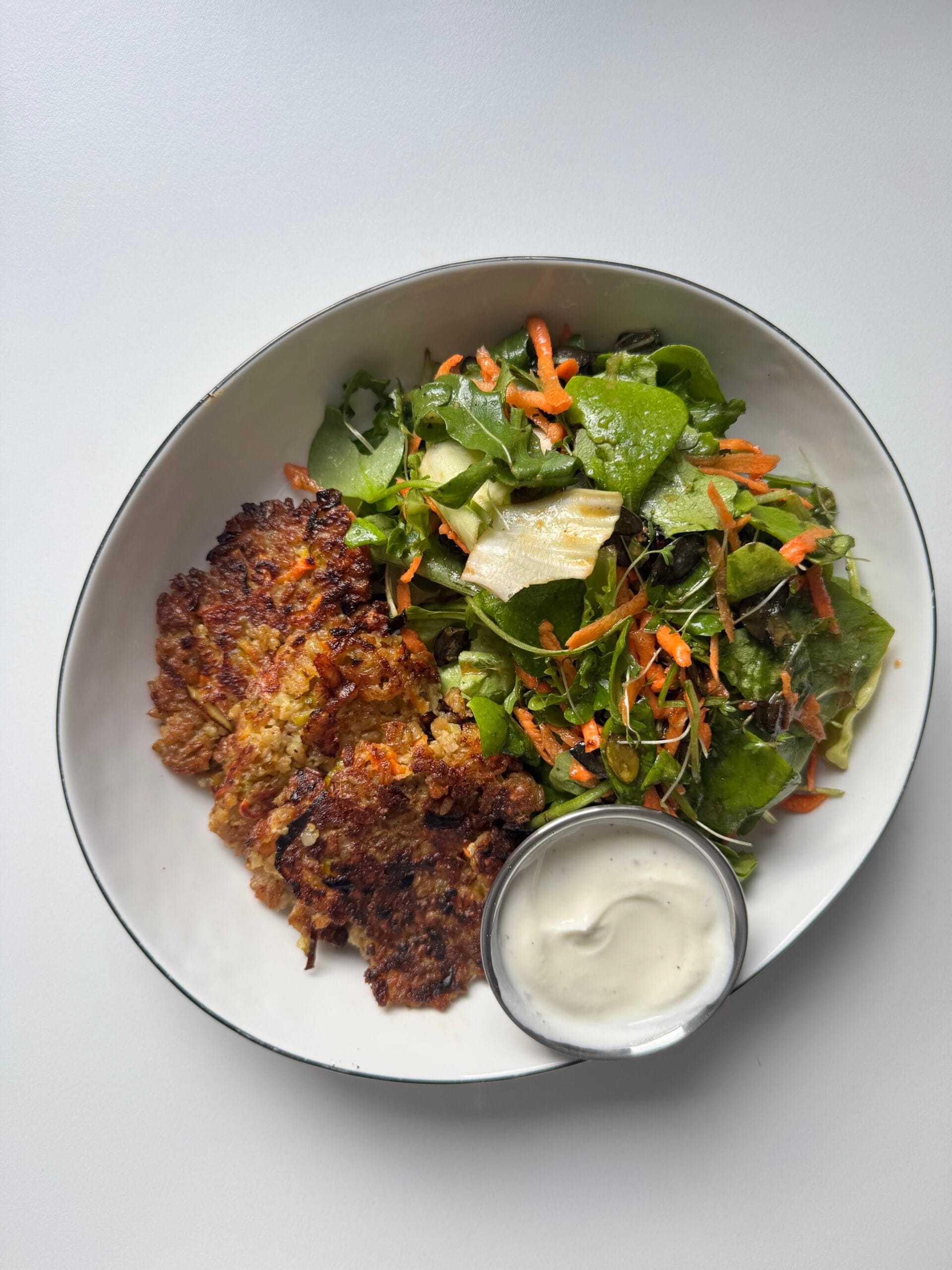 Spelt Patties with Green Salad